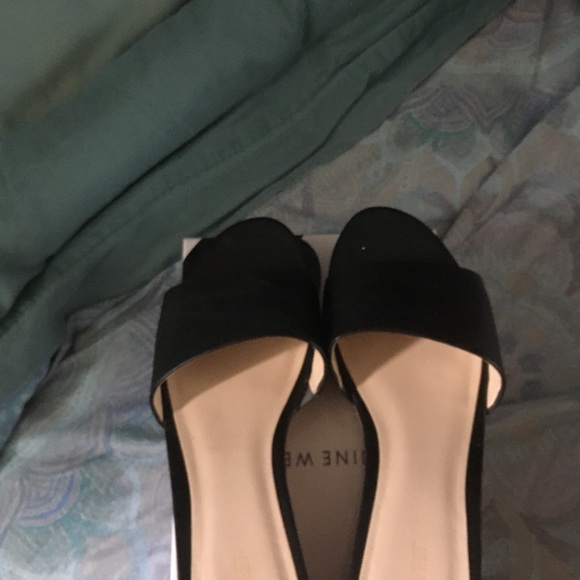 Comfy Nine West slides - Picture 4 of 5